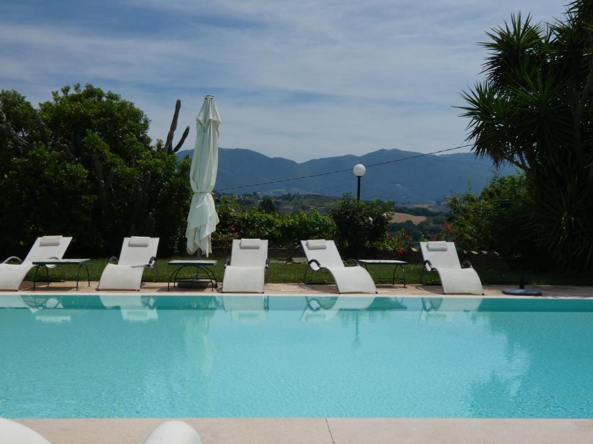 I Due Melograni Agriresort Tarano Bagian luar foto